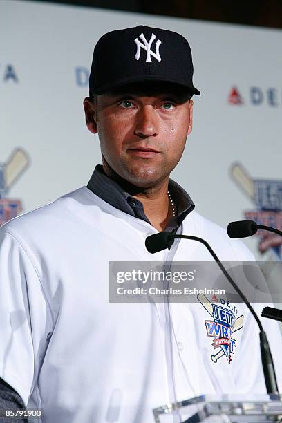 New York Yankees shortstop Derek Jeter attends Delta's Jeter/Wright Batting Challenge to Benefit the Turn 2 Foundation at the Stone Rose Lounge on...