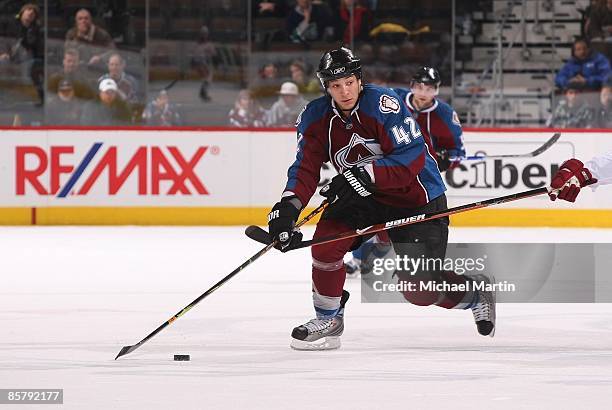 Chris Stewart of the Colorado Avalanche skates against the Phoenix Coyotes at the Pepsi Center on April 1, 2009 in Denver, Colorado. The Coyotes beat...