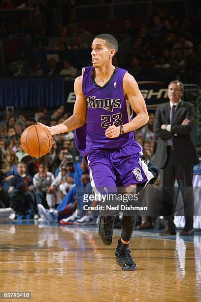 Kevin Martin of the Sacramento Kings dribbles the ball downcourt against the New York Knicks on March 20,2009 at Madison Square Garden in New York...