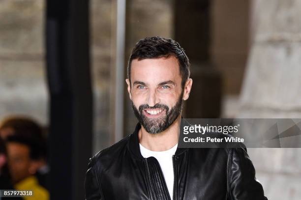 Nicolas Ghesquiere walks the runway at the end of the Louis Vuitton Paris show as part of the Paris Fashion Week Womenswear Spring/Summer 2018 on...