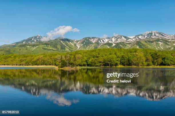 lake yonko, hokkaido, japan - shiretoko stock pictures, royalty-free photos & images