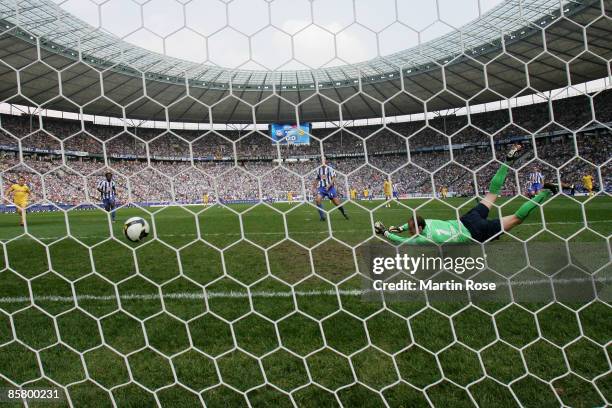 Alexander Frei of Dortmund scores his team's first goal during the Bundesliga match between Hertha BSC Berlin and Borussia Dortmund at the Olympic...