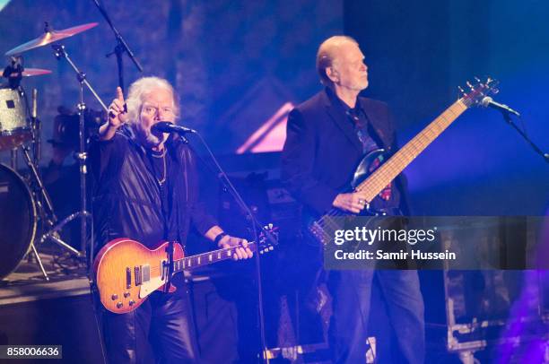 Randy Bachman of Bachman-Turner Overdrive performs at the Closing Ceremony on day 8 of the Invictus Games Toronto 2017 on September 30, 2017 in...