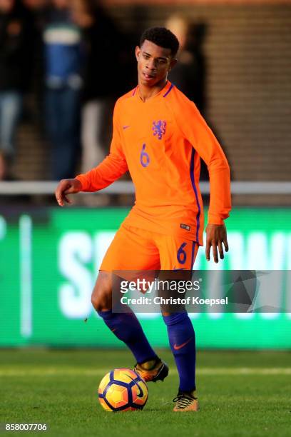 Juninho Bacuna of the Netherlands runs with the ball during the International friendly match between U20 Netherlands and U20 Germany U20 at Sportpark...