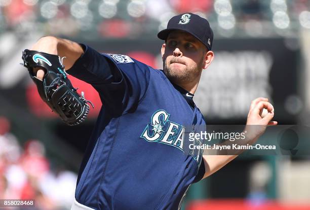 Andrew Albers of the Seattle Mariners pitches in the second inning of the game against the Los Angeles Angels of Anaheim at Angel Stadium of Anaheim...