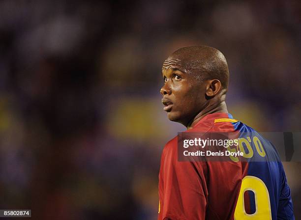 Samuel Eto'o of Barcelona looks up during the La Liga match between Valladolid and Barcelona at the Jose Zorrilla stadium on April 4, 2009 in...