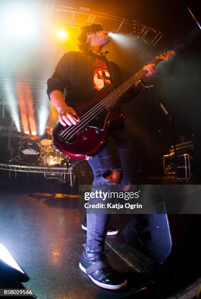 Tobin Esperance of Papa Roach performs at O2 Academy Birmingham on October 5, 2017 in Birmingham, United Kingdom.