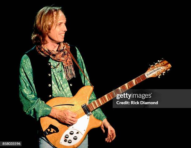 Singer/Songwriter Tom Petty of Tom Petty and The Heartbreakers perform at Lakewood Amphitheater in Atlanta Georgia April 15, 1995