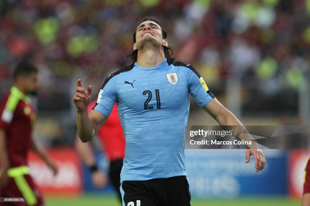 Venezuela v Uruguay - FIFA 2018 World Cup Qualifiers