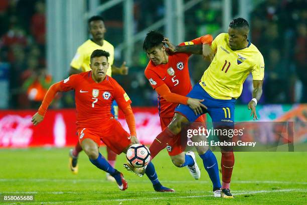Francisco Silva of Chile fights for the ball with Michael Arroyo of Ecuador during a match between Chile and Ecuador as part of FIFA 2018 World Cup...