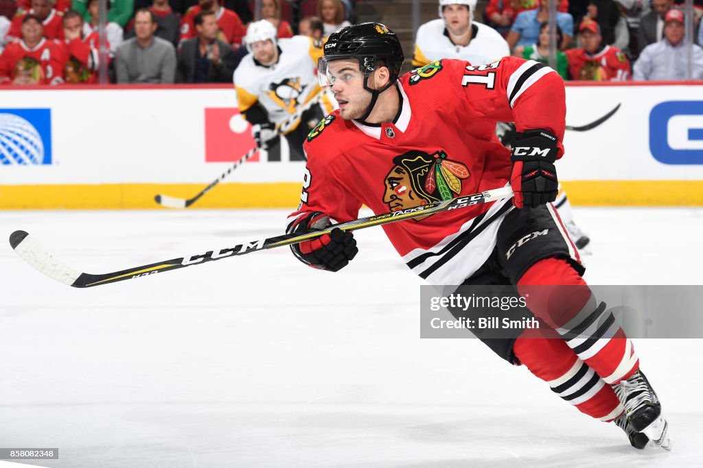 Pittsburgh Penguins v Chicago Blackhawks