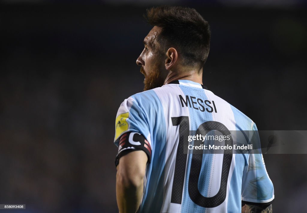 Argentina v Peru - FIFA 2018 World Cup Qualifiers