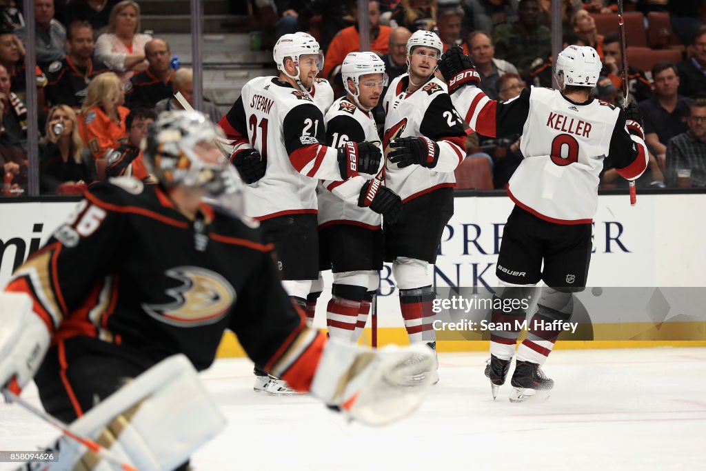 Arizona Coyotes v Anaheim Ducks