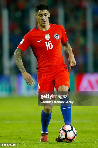 Pedro Pablo Hernandez of Chile drives the ball during a match between Chile and Ecuador as part of FIFA 2018 World Cup Qualifiers at Monumental...