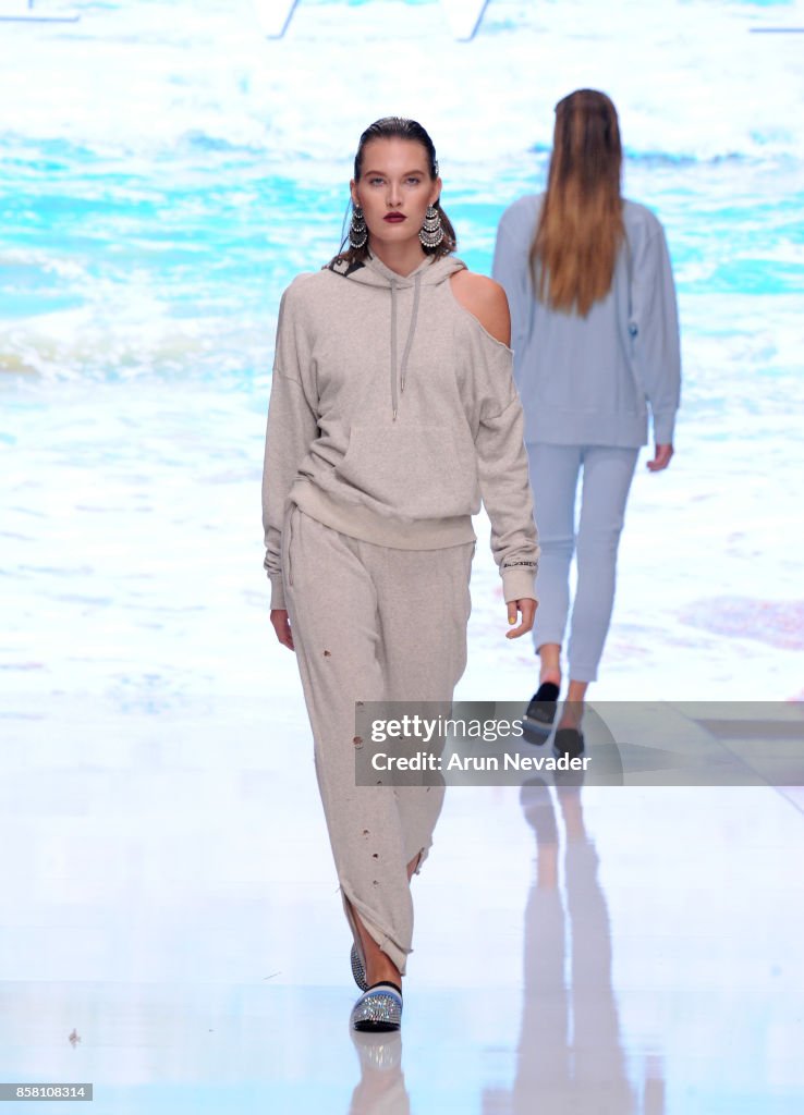 Siwy Denim At Los Angeles Fashion Week SS18 Art Hearts Fashion LAFW
