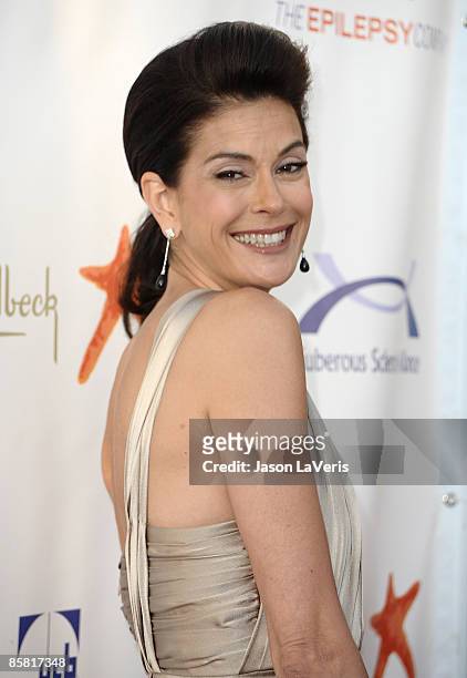 Actress Teri Hatcher attends the 8th annual Comedy for a Cure at Boulevard3 on April 5, 2009 in Hollywood, California.