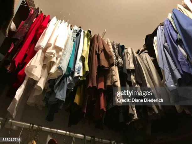 messy closet - diane diederich - fotografias e filmes do acervo