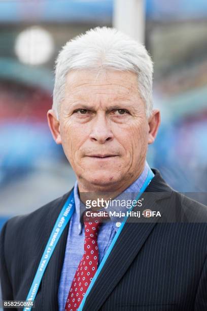 Orlando Restrepo head coach of Columbia prior the FIFA U-17 World Cup India 2017 group A match between Colombia and Ghana at Jawaharlal Nehru Stadium...