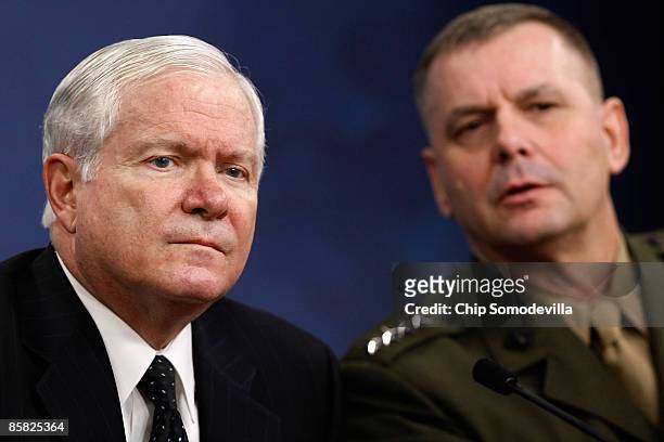 Secretary of Defense Robert Gates and United States Marine Corps Gen. James Cartwright, vice chairman of the Joint Chiefs of Staff, hold a news...