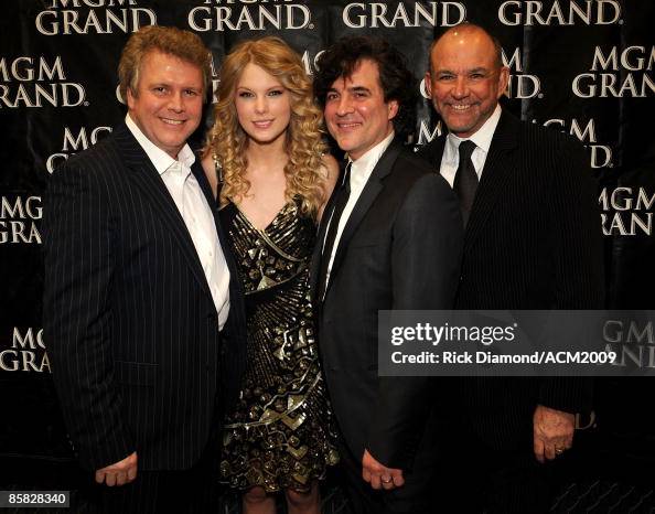 44th Annual Academy Of Country Music Awards - Backstage 44th Annual Academy Of Country Music Awards - Backstage