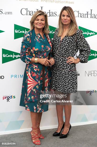 Carla Goyanes and Cari Lapique attend 'The Petite Fashion Week' at the Cibeles Palace on October 6, 2017 in Madrid, Spain.