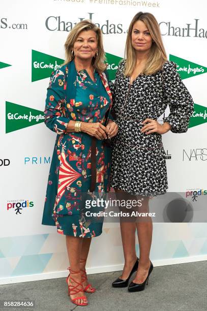 Carla Goyanes and Cari Lapique attend 'The Petite Fashion Week' at the Cibeles Palace on October 6, 2017 in Madrid, Spain.