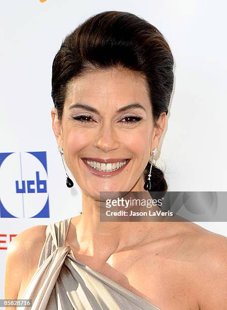 Actress Teri Hatcher attends the 8th annual Comedy for a Cure at Boulevard3 on April 5, 2009 in Hollywood, California.
