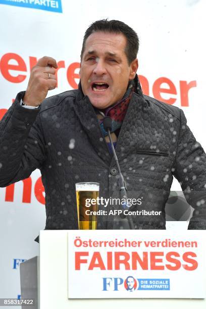 Heinz-Christian Strach, the chairman of the far-right Freedom Party of Austria , speaks during a campaign meeting on October 6, 2017 in Saalfelden...