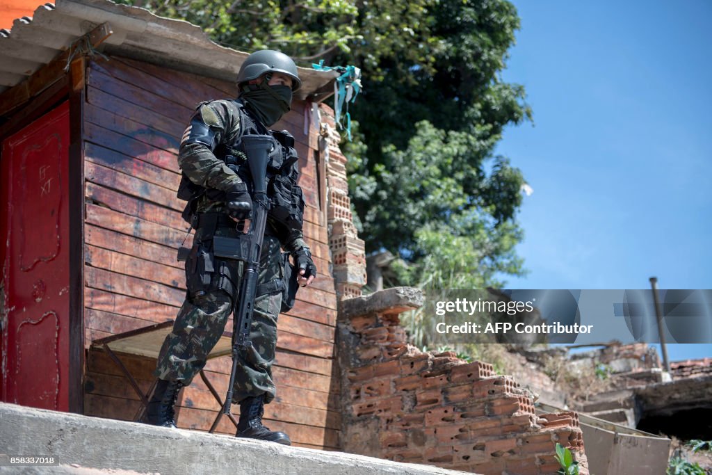 BRAZIL-VIOLENCE-FAVELA-MORRO DOS MACACOS