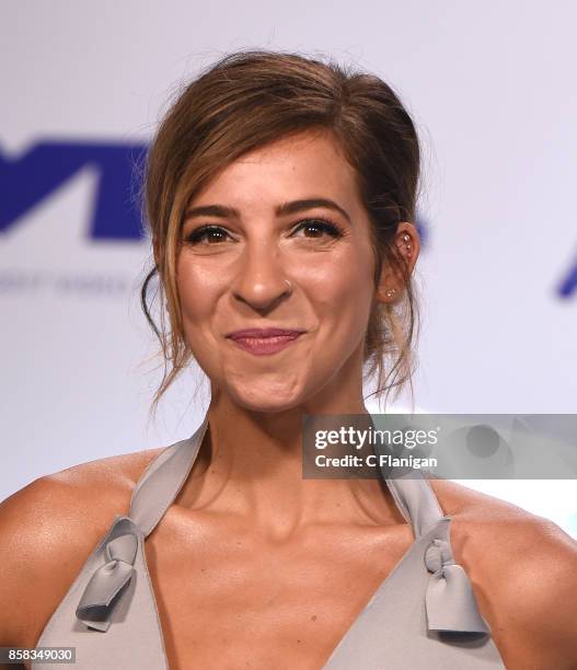 Gabbie Hanna Photos and Premium High Res Pictures - Getty Images