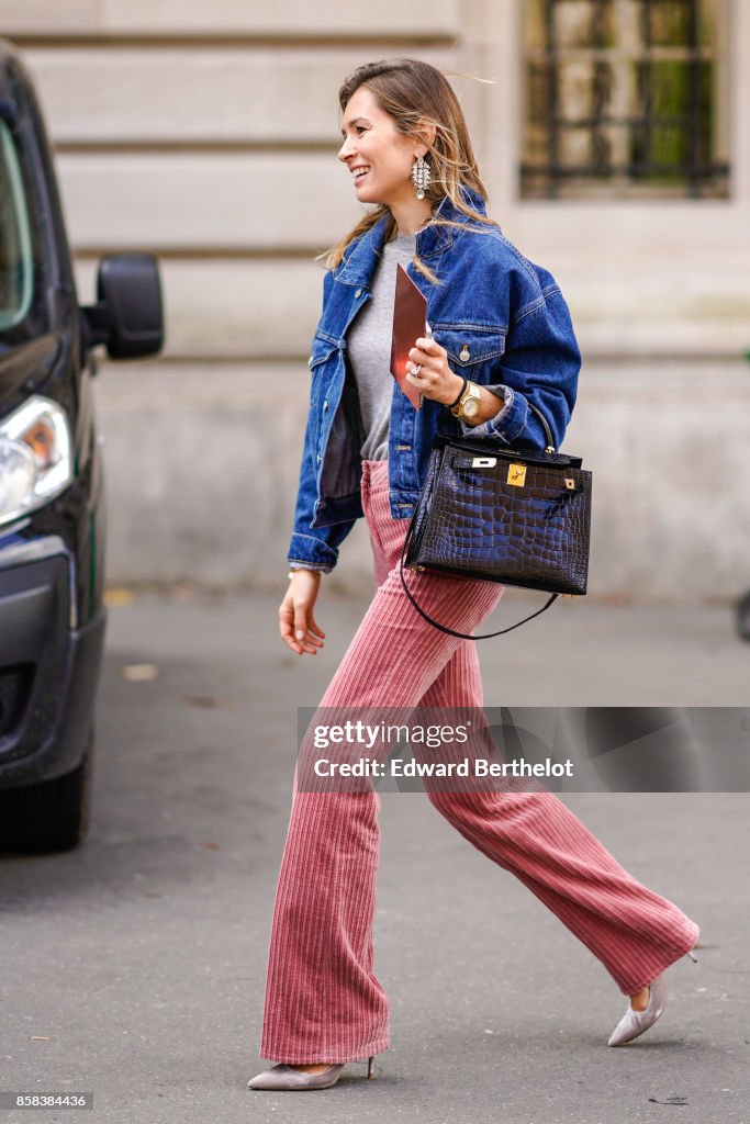 Street Style : Paris Fashion Week Womenswear Spring/Summer 2018 : Day Eight