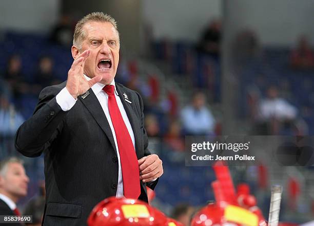 Head coach Hans Zach of Hannover is seen during the DEL Play-Off semi final match between Hannover Scorpions and DEG Metro Stars at the TUI Arena on...