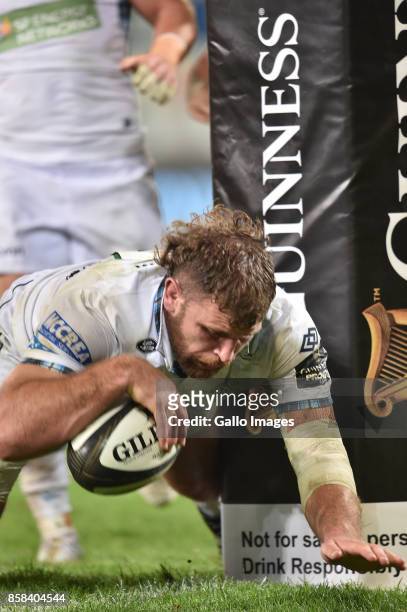 Callum Gibbins of the Glasgow Warriors scores a try during the Guinness Pro14 match between Toyota Cheetahs and Glasgow Warriors at Toyota Stadium on...