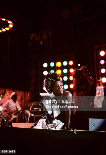 Photo of Patti LABELLE and LIVE AID, Patti LaBelle performing on stage at Live Aid