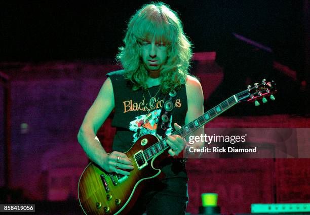 Guitarist Brad Whitford of Aerosmith performs at The OMNI Coliseum in Atlanta Georgia May 05, 1990