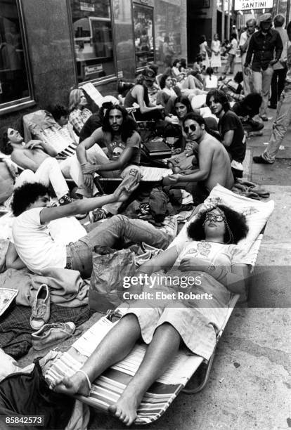 Grateful Dead fans queuing for tickets to Radio City Music Hall concert