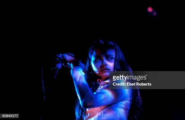 Photo of Hope SANDOVAL and MAZZY STAR; Hope Sandoval