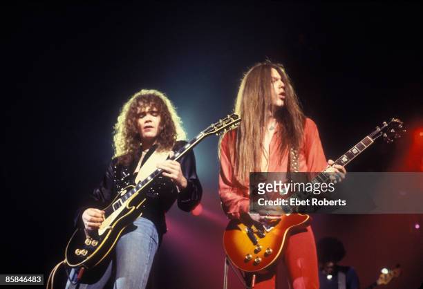 Photo of THIN LIZZY and Brian ROBERTSON and Scott GORHAM, L-R: Brian Robertson, Scott Gorham performing live onstage