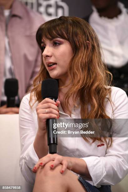 Actors Hannah Marks speaks onstage at the New York Comic Con Live Stage in partnership with FANDOM and Twitch on October 6, 2017 in New York City.