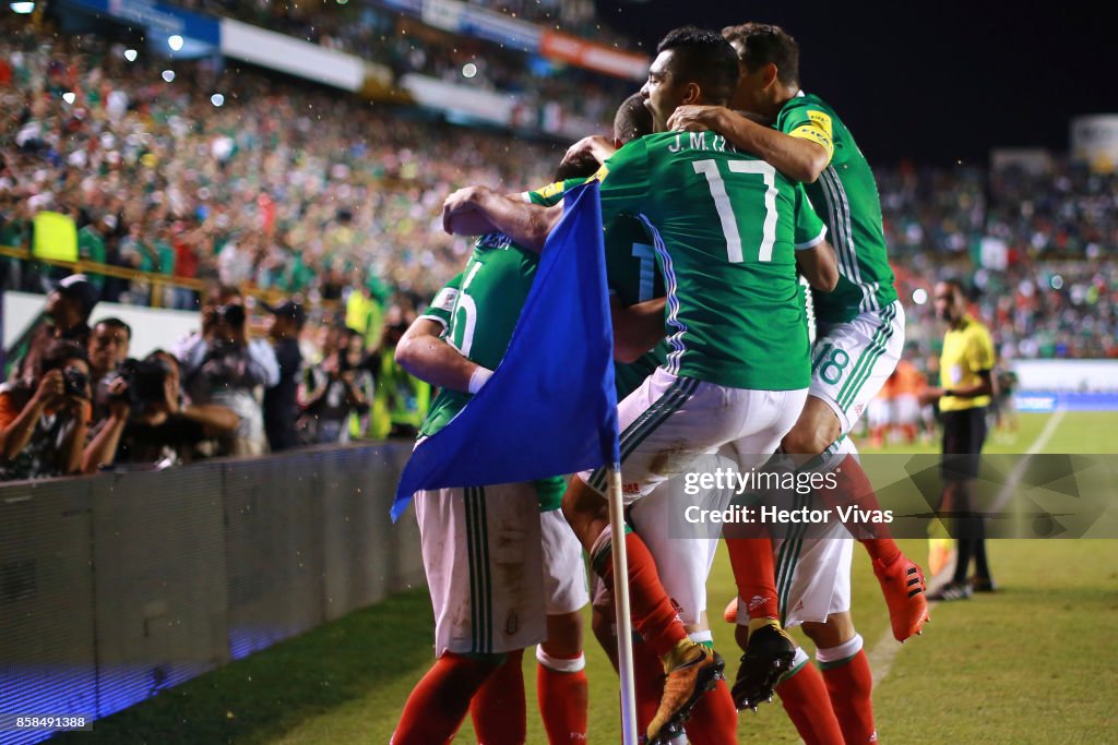 Mexico v Trinidad & Tobago - FIFA 2018 World Cup Qualifiers