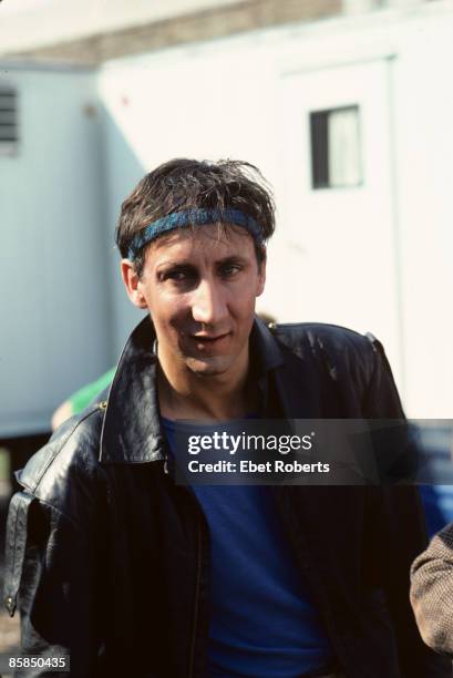 Photo of The Who and Pete TOWNSHEND, Pete Townshend - posed, backstage