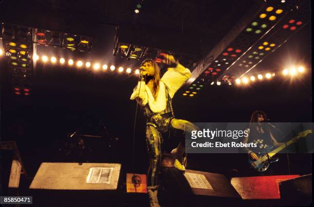 Photo of IRON MAIDEN and Bruce DICKINSON and Steve HARRIS, Bruce Dickinson and Steve Harris performing live onstage on Somewhere On Tour tour