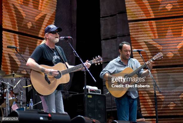 Photo of Dave MATTHEWS and Greg ALLMAN and ALLMAN BROTHERS, L- R Greg Allman and Dave Matthews performing live on stage at Randall's Island, New York