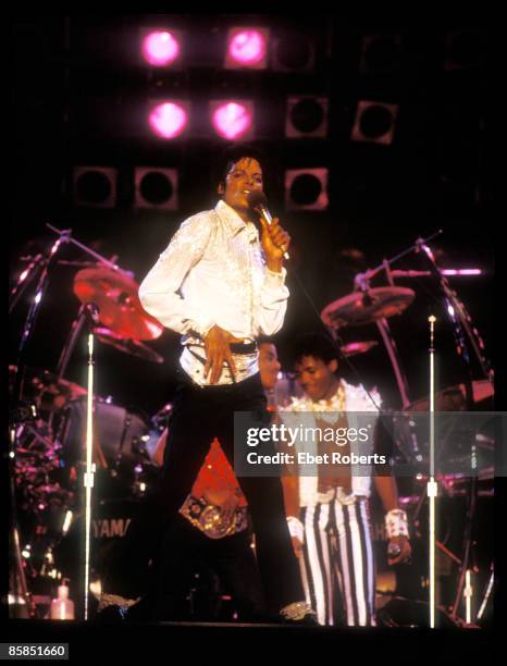 Michael JACKSON and Randy JACKSON and JACKSONS and JACKSON FIVE; Michael Jackson and Randy Jackson performing live onstage