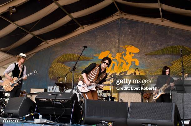 Photo of RACONTEURS and Jack WHITE and Jack LAWRENCE and Brendan BENSON, L-R Brendan Benson, Jack White and Jack Lawrence performing on stage