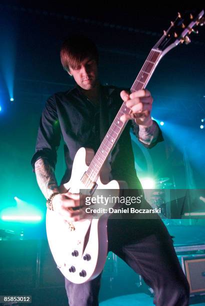 Photo of ANGELS & AIRWAVES and David KENNEDY, David Kennedy performing on stage