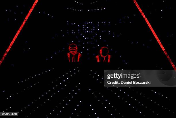 Photo of DAFT PUNK and Thomas BANGALTER and Guy Manuel de HOMEM CHRISTO, Daft Punk performing, stage show and lights