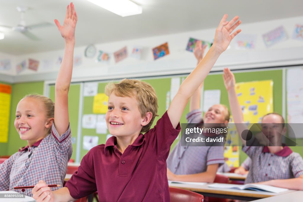 Education of Primary School Students Answering Questions in Class