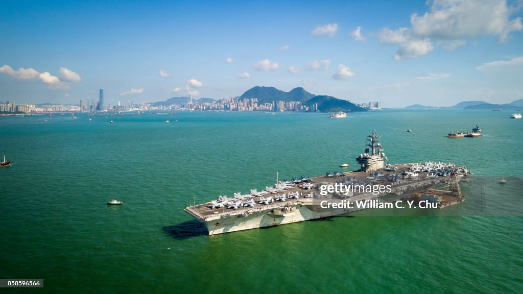 USS Ronald Reagan (CVN-76) in Hong Kong