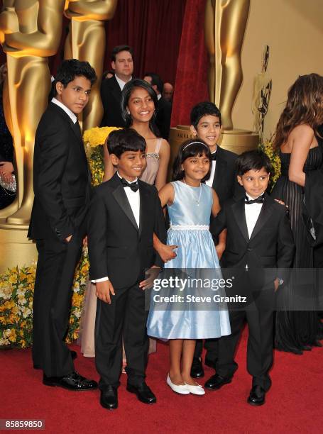 Young stars of "Slumdog Millionaire" Azharuddin Mohammed Ismail, Rubina Ali, and Ayush Mahesh Khedekar Ashutosh Lobo Gajiwala, Tanvi Ganesh Lonkar...